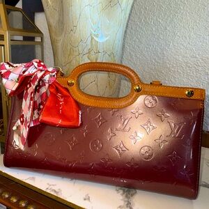 💯AUTHENTIC LOUIS VUITTON ROXBURY AMARANTE VERNIS DRIVE 2WAY SHOULDER BAG/CLUTCH